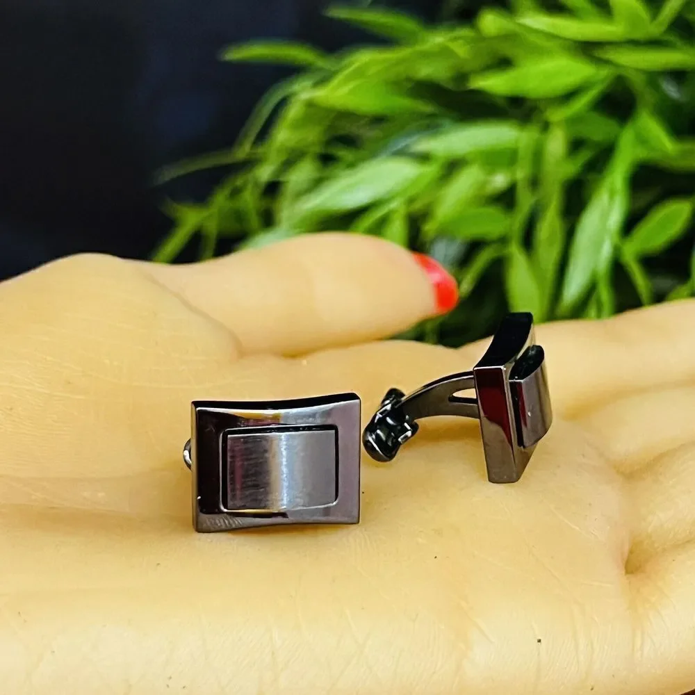 Roundtree & Yorke Cufflinks Gunmetal Black Whale Back Modern Rectangle 1190